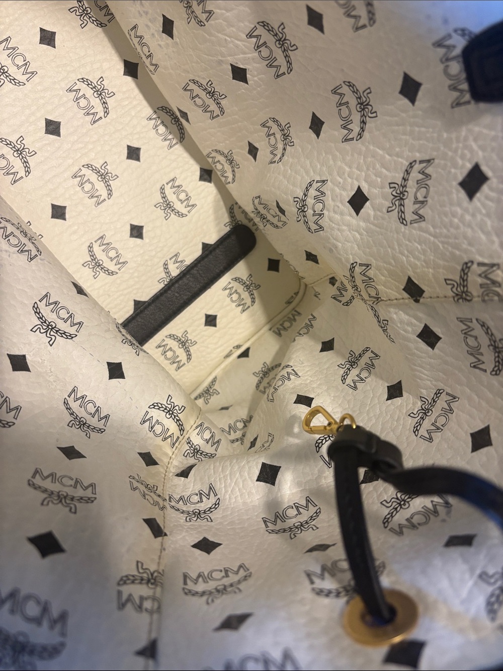 MCM limited edition reversibleBlack & White Patterned Tote with limited Pouch - Picture 9 of 17